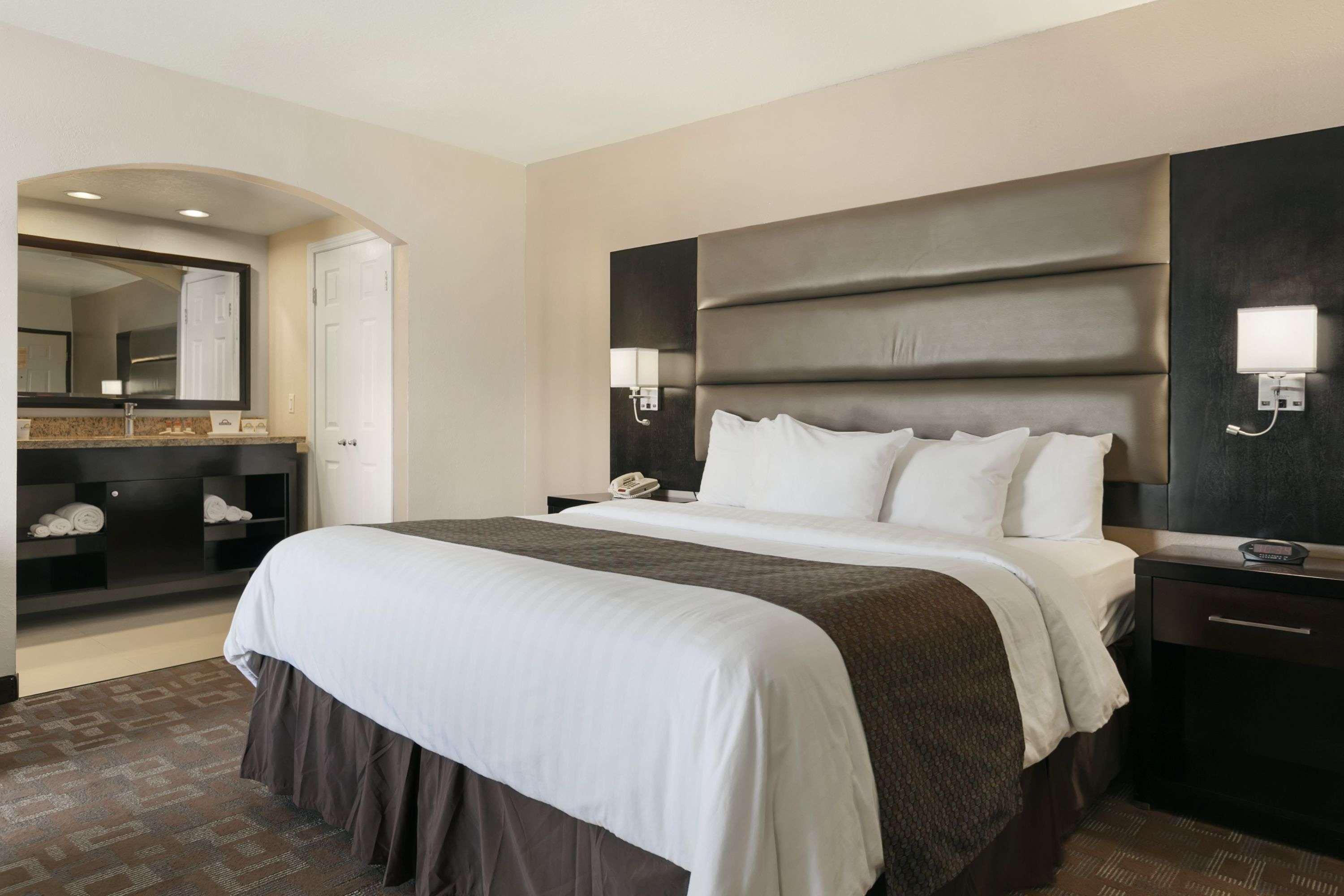 Days Inn By Wyndham Downey Esterno foto