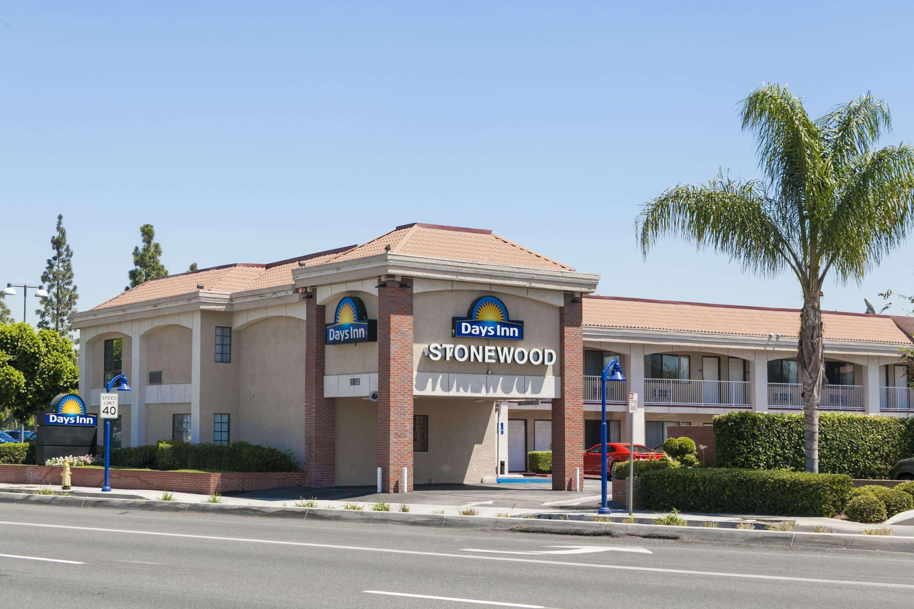 Days Inn By Wyndham Downey Esterno foto