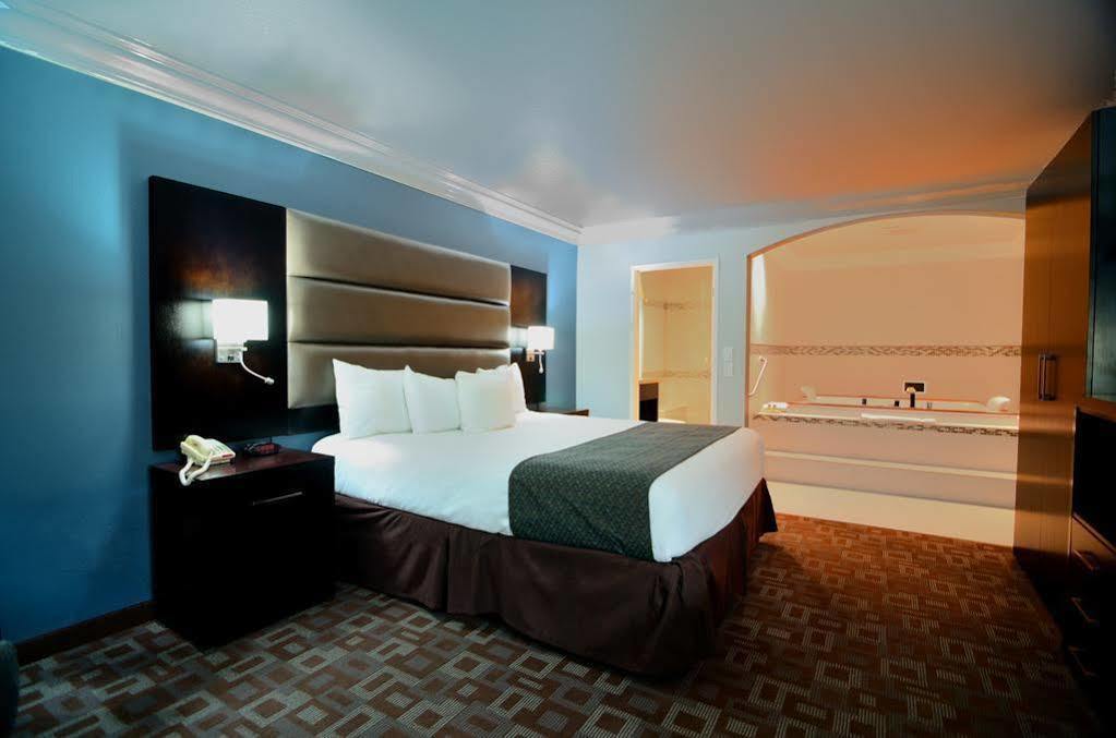 Days Inn By Wyndham Downey Esterno foto